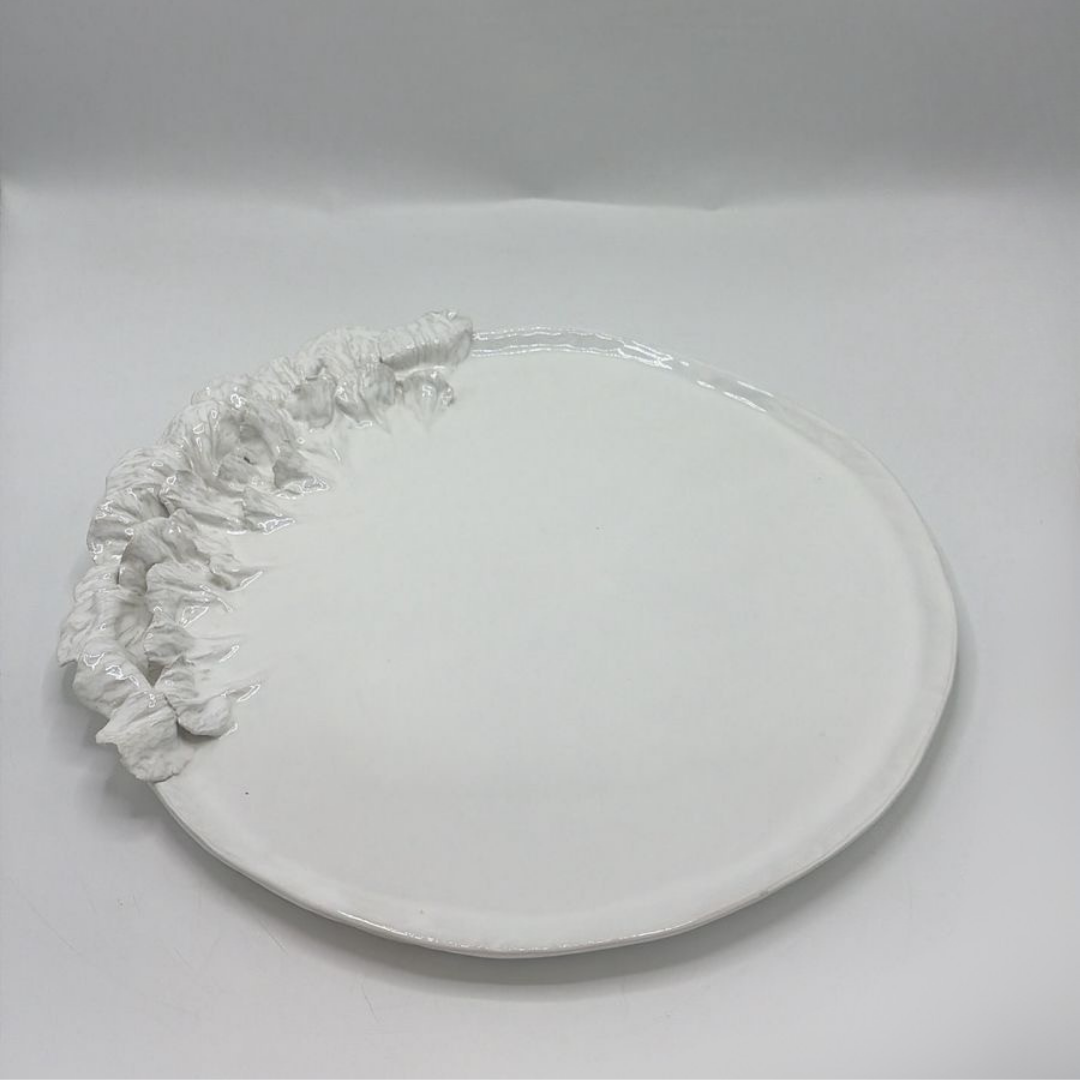 Ceramic Serving Plate with Side Ruffles