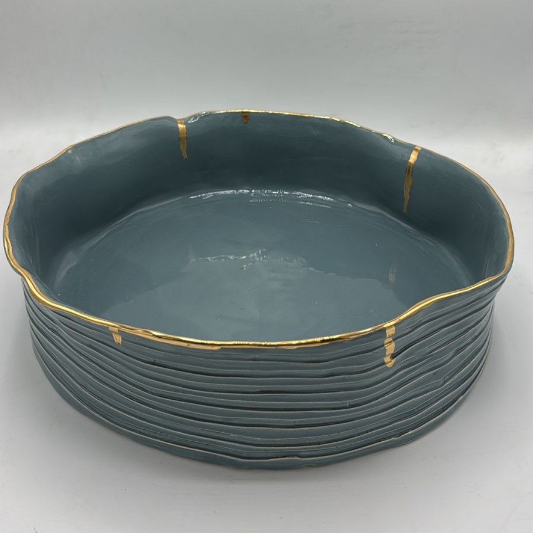 "Ribbed" Serving Dish