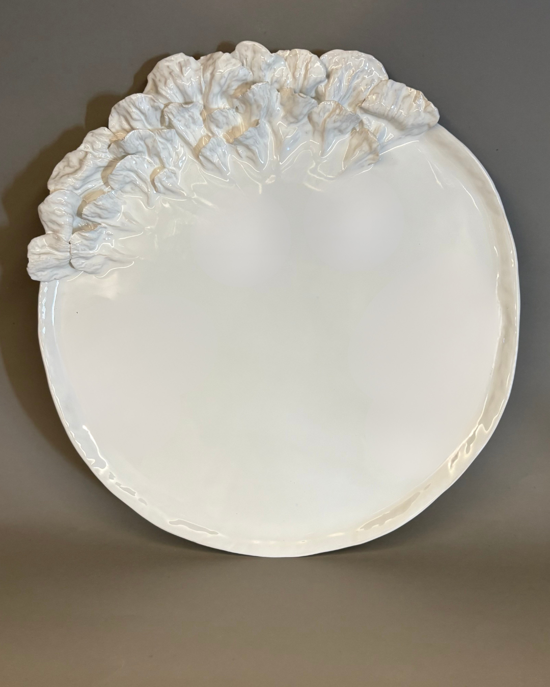 Ceramic Serving Plate with Side Ruffles